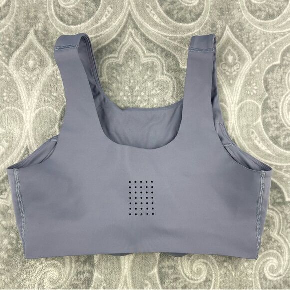 Womens Gymshark Sports Bra  - Picture 2 of 3